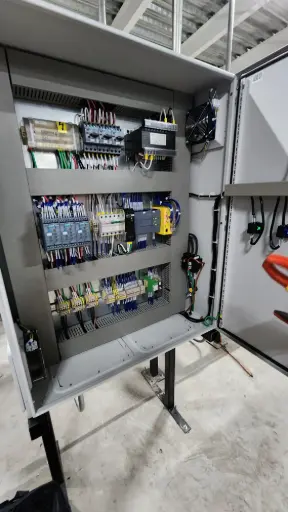 Gabinete Eléctrico 